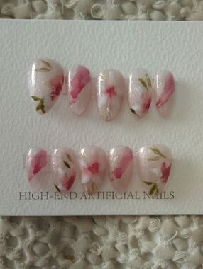 77 Almond Pink & Gold Shimmer Floral Press-On Nail Set 💅